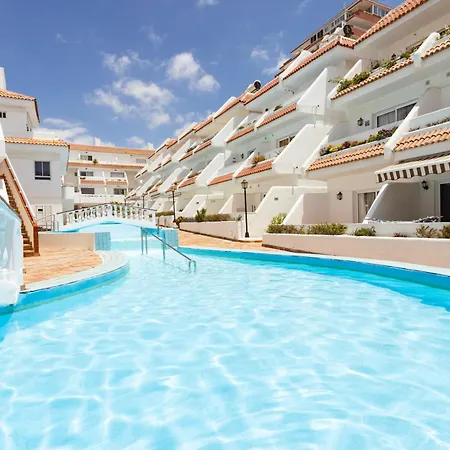 Home2book Terrace&pool In Americas, Comfy Apartment